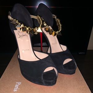 Christian Louboutin suede heels 39.5